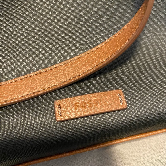 FOSSIL | Black/Brown Leather Tote Bag - Picture 2 of 6